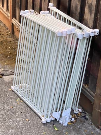 Regalo baby adjustable gate and play yard 1