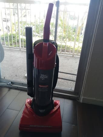 Dirt Devil Dynamite plus Vacuum Cleaner 2