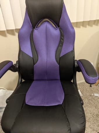 Racing style gaming/office chair 1