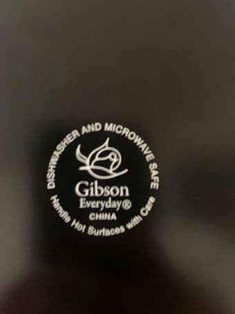 Dinnerware Brand new 2