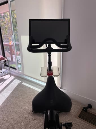 Peloton Bike (Like New) 3