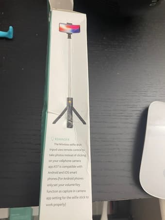 Lasko 18" fan + Selfie stick 3