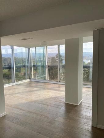 Private room in 3B/2B with A/C and heating 5 min walk from campus 3