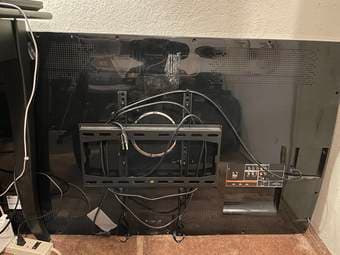 Selling 47 inch TV 2