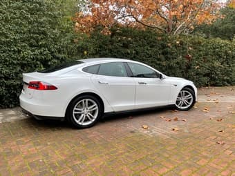 TESLA MODEL S - 85kWh - 2013 - LOW MILEAGE 2