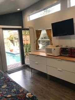 Adorable separate furnished pool house studio w full bath 3