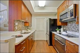 Master bedroom with full bath in Mountain View in a 3b3b condo 2