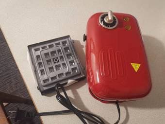 Waffle/sandwich maker for sale 1