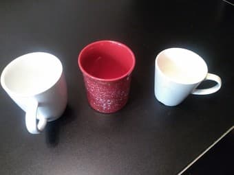 4 Mugs 2