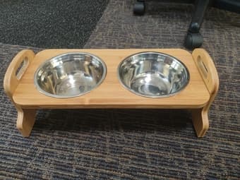Pet feeder bowls 1