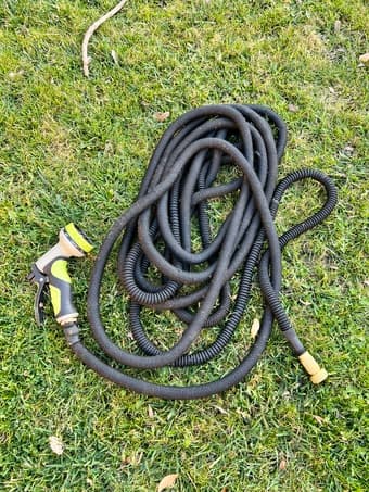 100ft expandable garden hose 1
