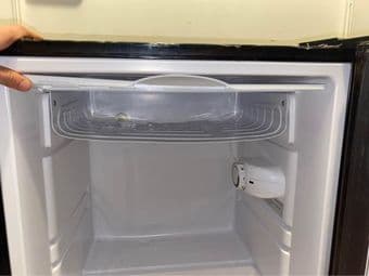 Mini fridge 3