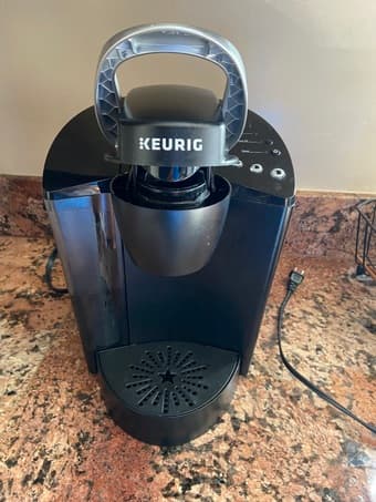 Keurig coffee maker 1