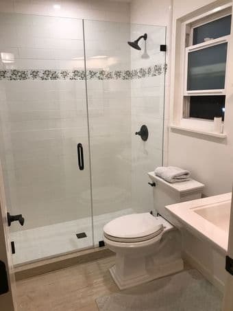 Furnished Studio Apartment w/Balcony in Downtown Palo Alto 3