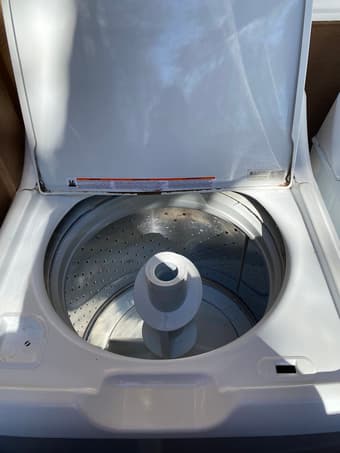GE Washer/Dryer w/ Covers and Extended Tubing 3