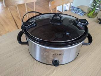 Very Good Used Condition Crockpot 2