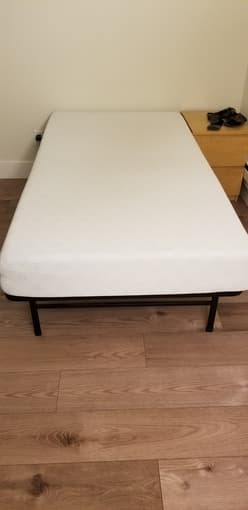 Zinus Twin Mattress with Twin Frame 2