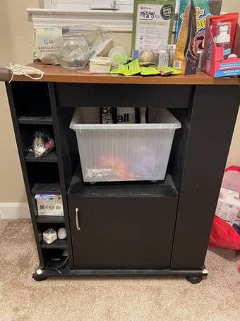 Clothing rack，matress and rolling cabinet 2