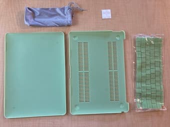 DECLUTTERING SALE!! --  Kitchenware, electronic accessories, and more 1
