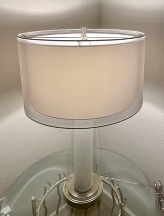 Large glass lamp like new 1