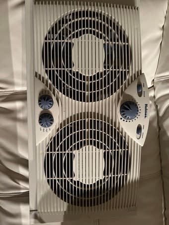 Holmes fan 1