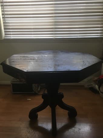 Free twin beds, mattress and dining table to give away, available now 1
