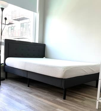 Memory Foam Zinus Full Size Mattress/Frame/Headboard (70% Discount) 2