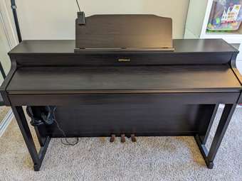 Roland HP603 - Excellent Digital Natural Piano 1