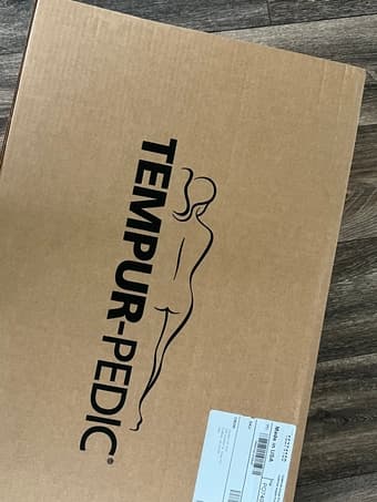 TEMPUR-Cloud® Pro Pillow 1