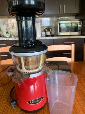 Omega juicer 1