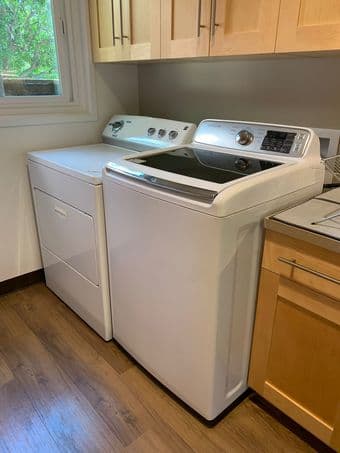 Washing Machine and Dryer for Sale 3