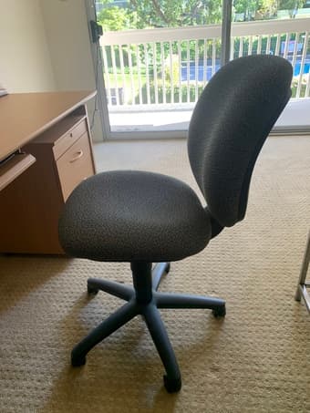Office chair - comfortable and clean 1