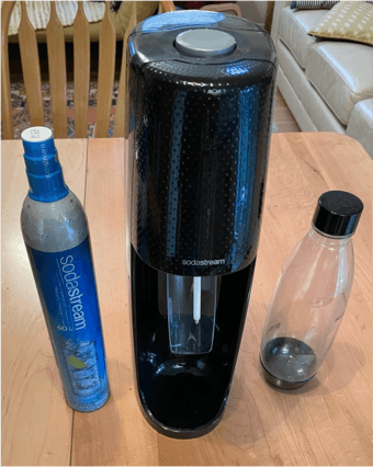 Soda Stream - making carbonated water at home 1
