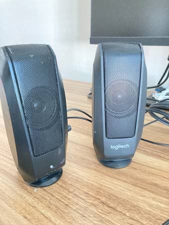 Logitech speakers 1