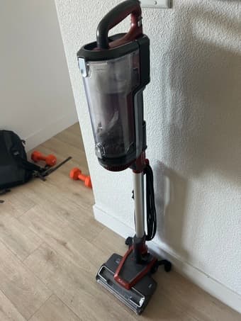 High Quality Vacuum Cleaner (Originally $330) 1