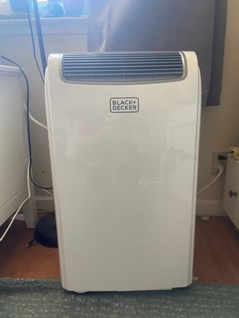 Black and Decker Air Conditioner Unit 1