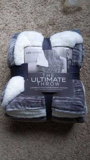 The Ultimate Throw Plush Blanket 1