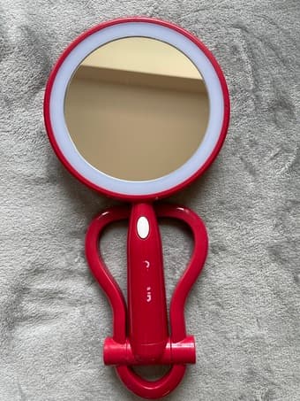 Conair Foldable Hand Mirror 1