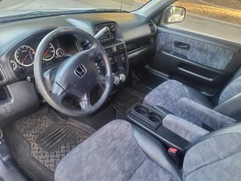 2003 Honda CR-V LX. 3
