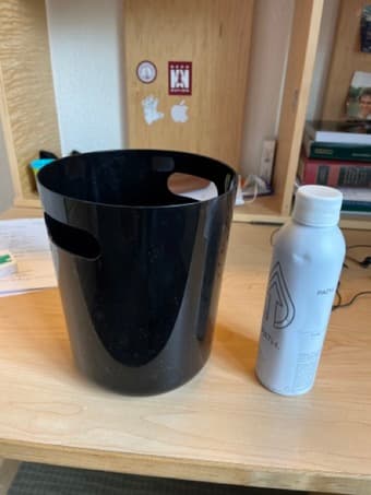 Trashbins + Bath mat 2
