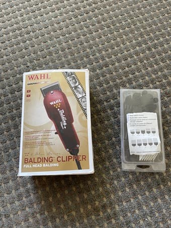 Wahl Professional 5-Star Balding Clipper Plus Cutting Kits 1
