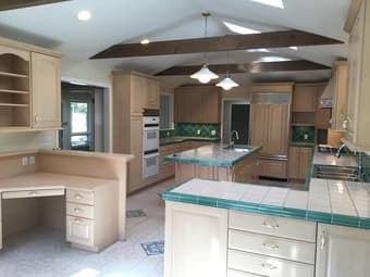 1Br + Office biking distance to Stanford! Pool + A/C, couples welcome! 2
