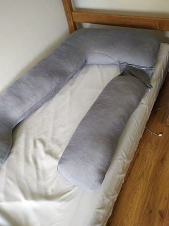 Pregnancy pillow 1
