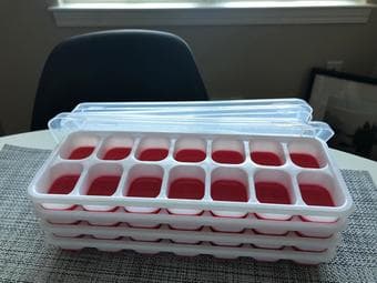 Ice cube trays (4) 1