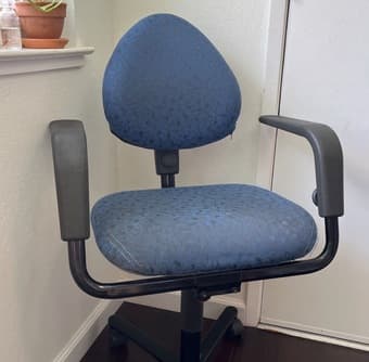 HAG swivel computer or desk chair 1