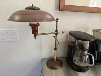 Vintage MCM brass swing-arm desk lamp 2