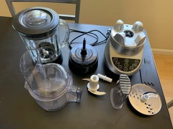 Cuisinart Smartpower Duet Food Processor and 7 Speed Blender 1