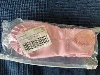 Genuine leather pink dance/ballet shoes 1