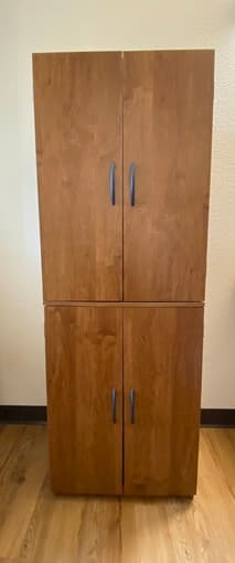 Cabinet 1