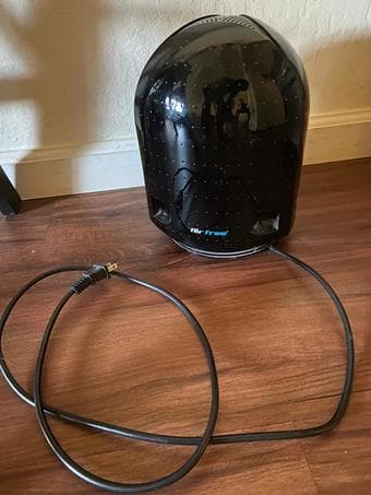 Standing lamp, decor piece, humidifier, charger organizer, iclicker 3